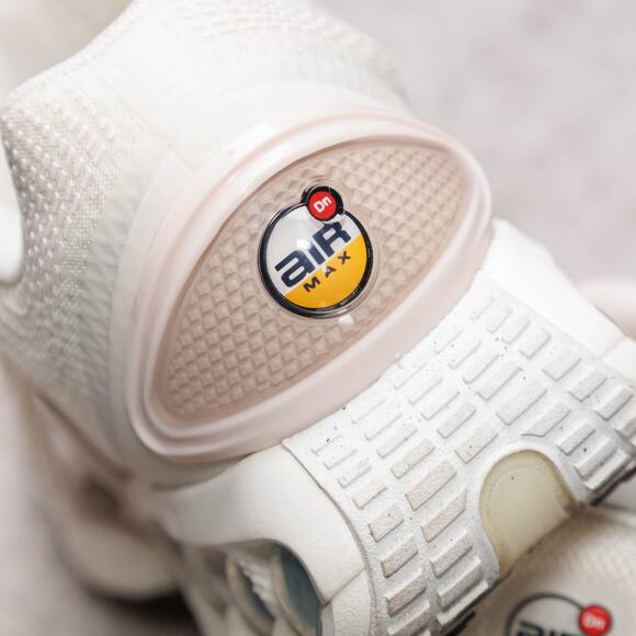 Nike Air Max DN Sail Pink Silver Ivory Sneakers Shoes Womens Size 10 HV4436-133 - Picture 8 of 16